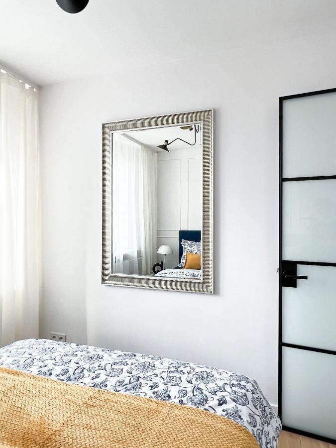 Stylowy kameralny apartament przy metrze Warszawa Zewnętrze zdjęcie